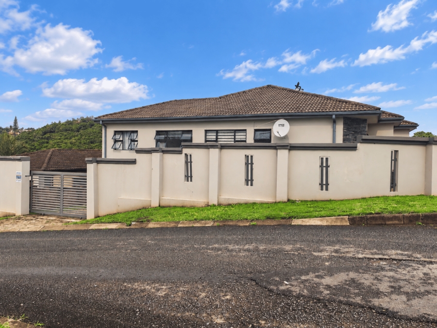 3 Bedroom Property for Sale in Beacon Bay Eastern Cape